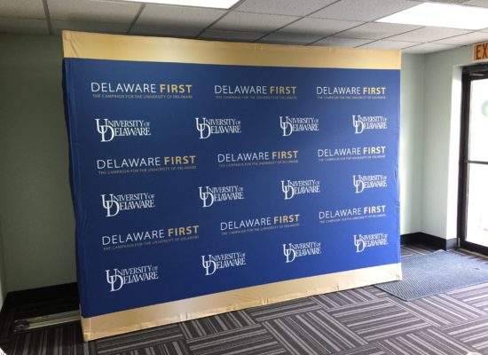 signs-now-wilmington-step-and-repeat-display-for-university-of-delaware